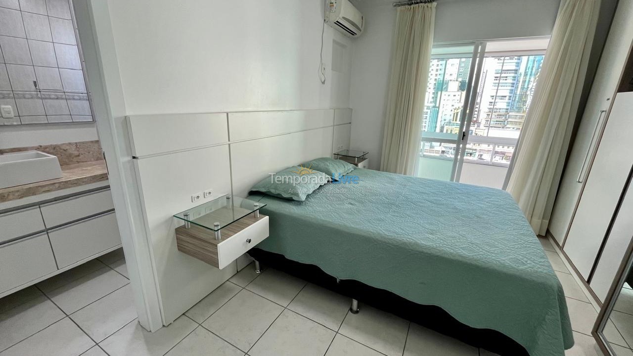 Apartment for vacation rental in Itapema (Meia Praia)