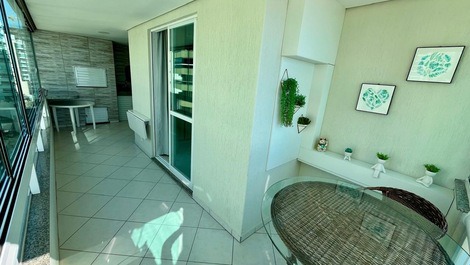 APARTMENT IN MEIA PRAIA SEA VIEW