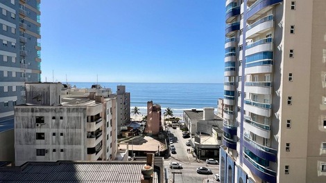 APARTMENT IN MEIA PRAIA SEA VIEW