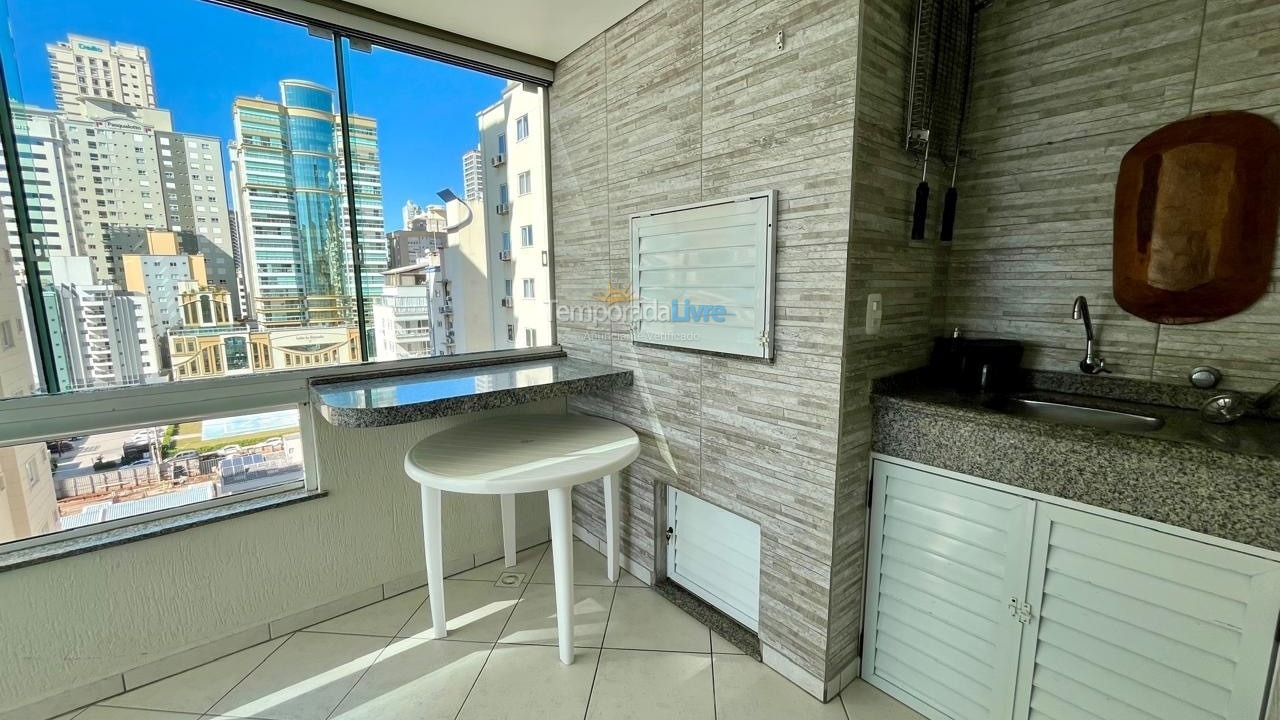 Apartment for vacation rental in Itapema (Meia Praia)