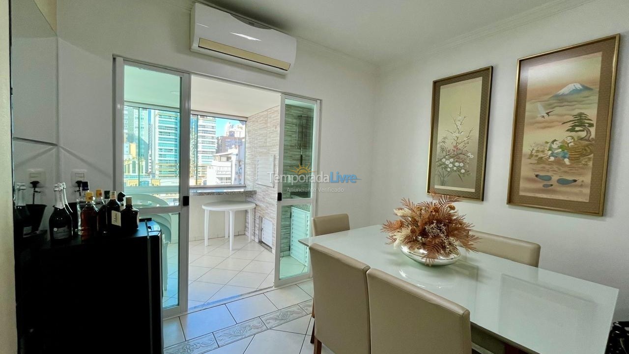 Apartment for vacation rental in Itapema (Meia Praia)