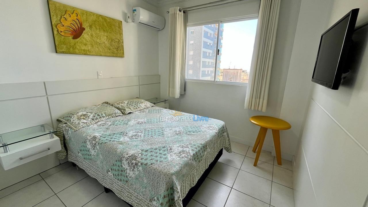 Apartment for vacation rental in Itapema (Meia Praia)