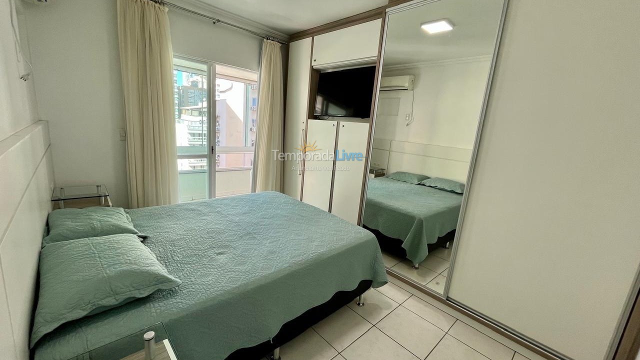 Apartment for vacation rental in Itapema (Meia Praia)