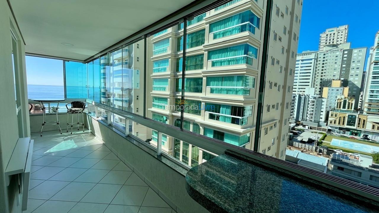 Apartment for vacation rental in Itapema (Meia Praia)