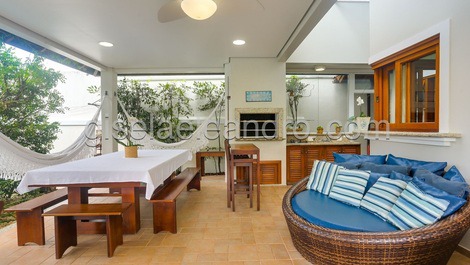 Incrivel casa em Jurere In com 5 suites