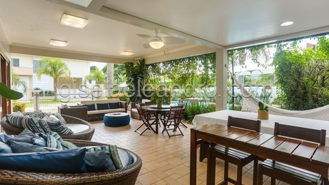 Incrivel casa em Jurere In com 5 suites