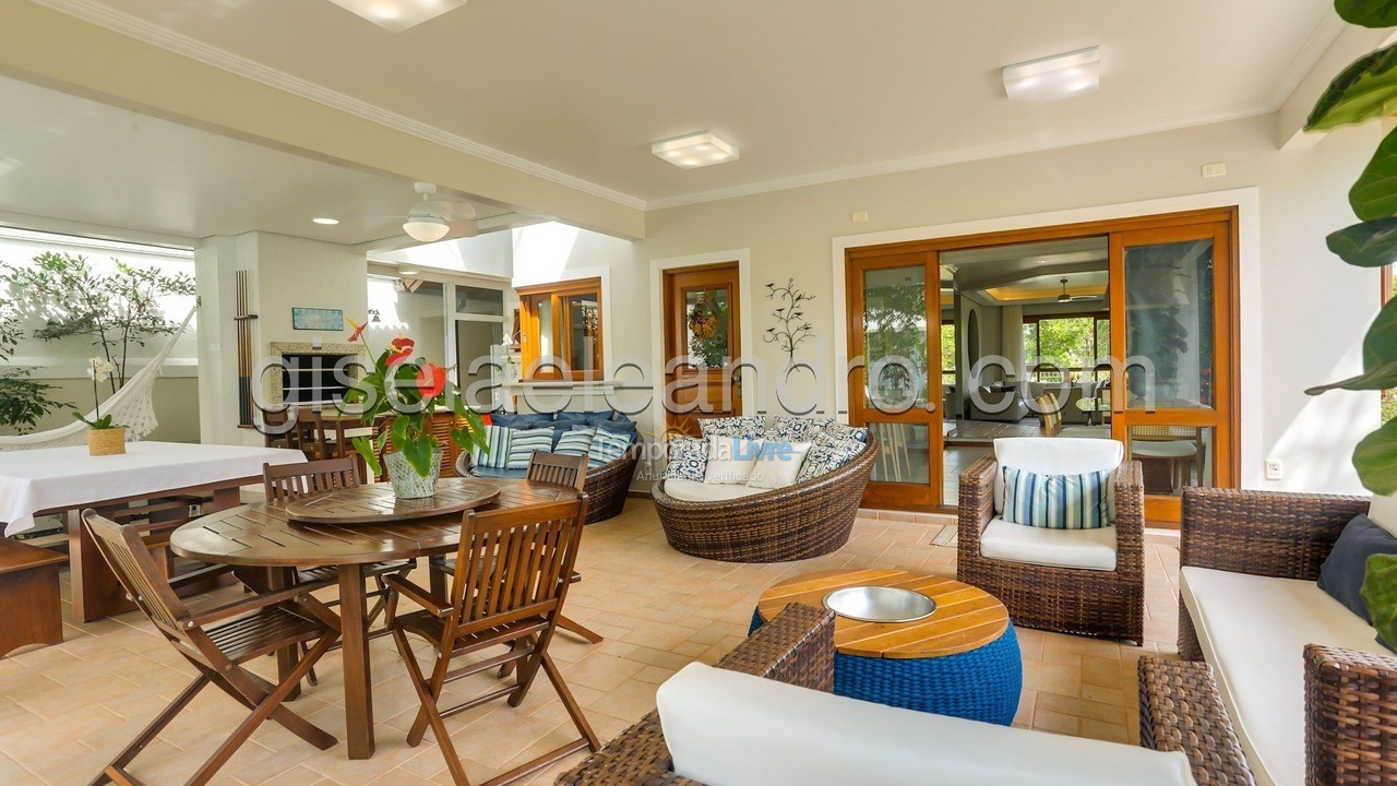 Casa para aluguel de temporada em Florianopolis (Jurerê Internacional)