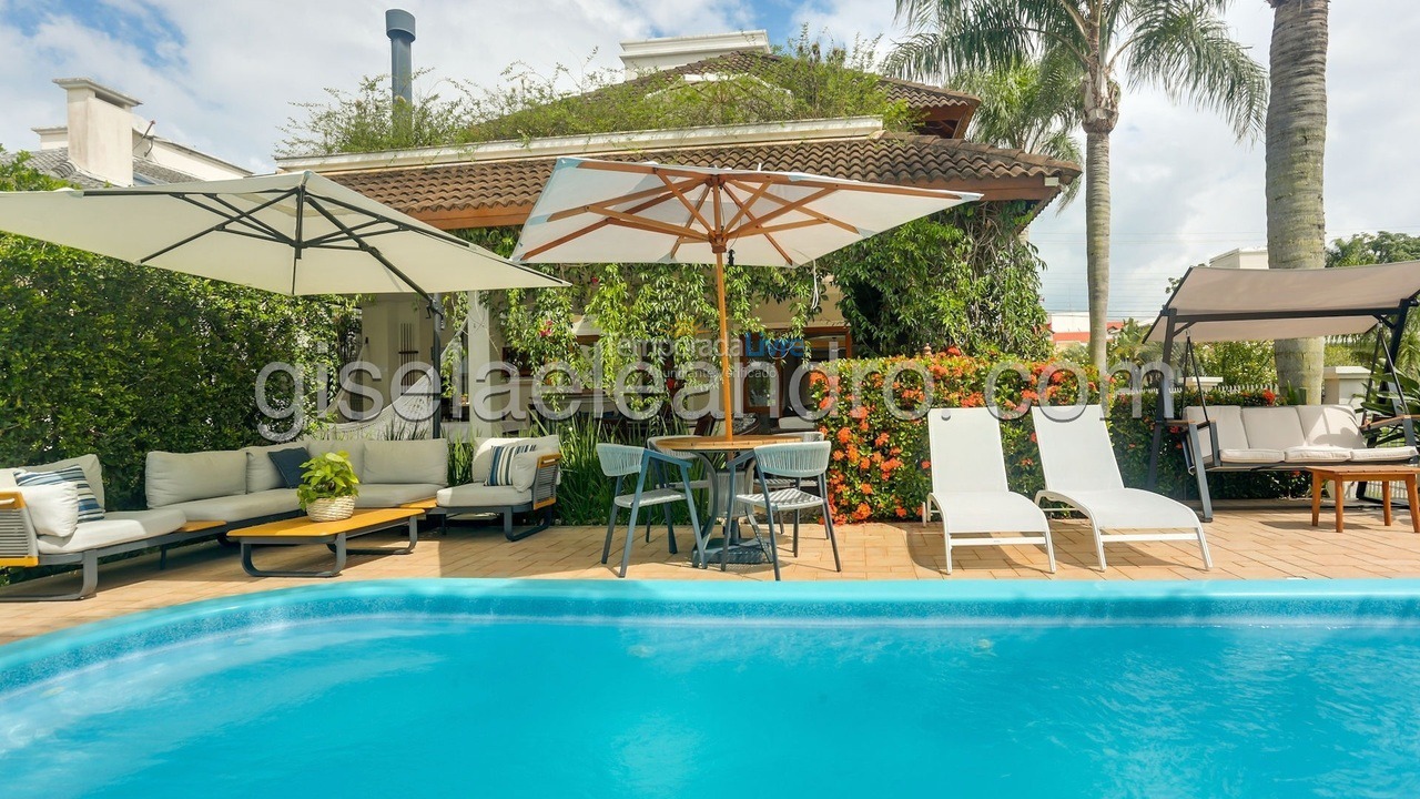 Casa para aluguel de temporada em Florianopolis (Jurerê Internacional)