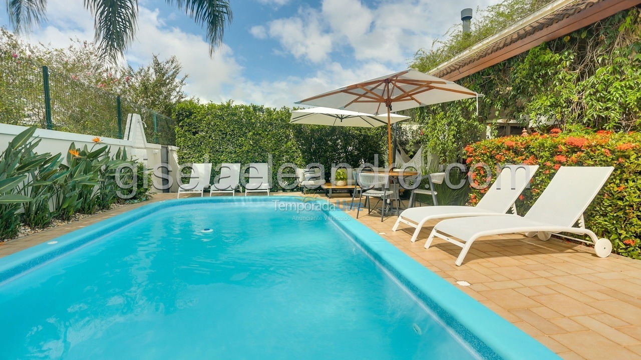Casa para aluguel de temporada em Florianopolis (Jurerê Internacional)