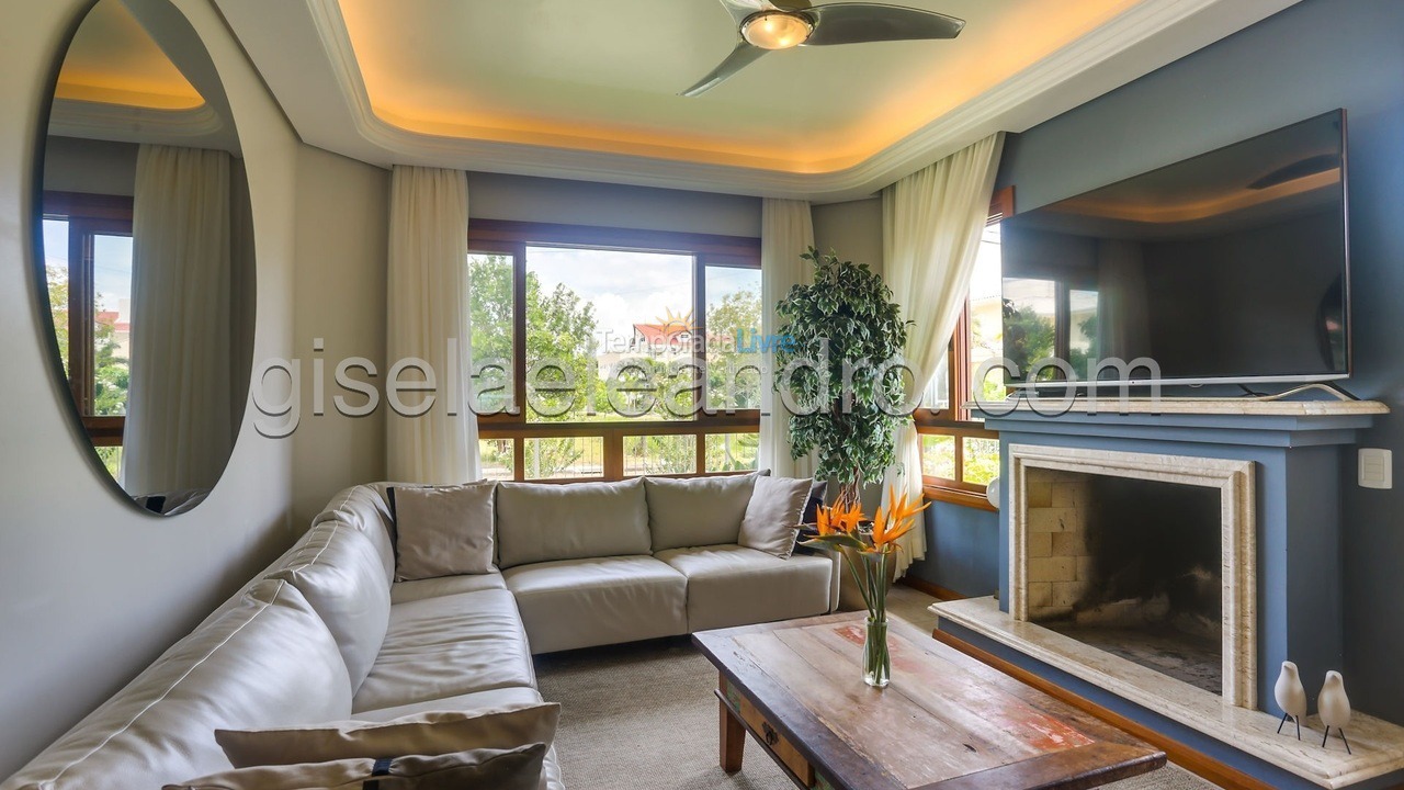 Casa para aluguel de temporada em Florianopolis (Jurerê Internacional)