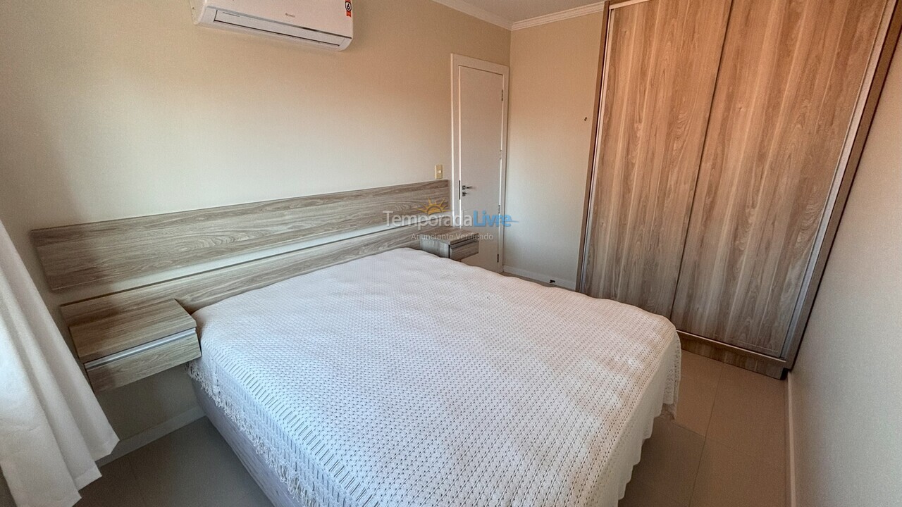 Apartment for vacation rental in Bombinhas (Praia de Bombas)