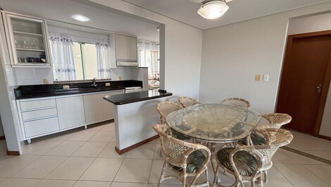 Apartamento para alugar em Bombinhas - Praia de Bombas