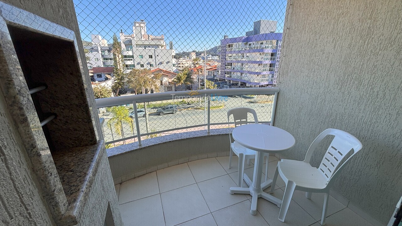 Apartamento para aluguel de temporada em Bombinhas (Praia de Bombas)