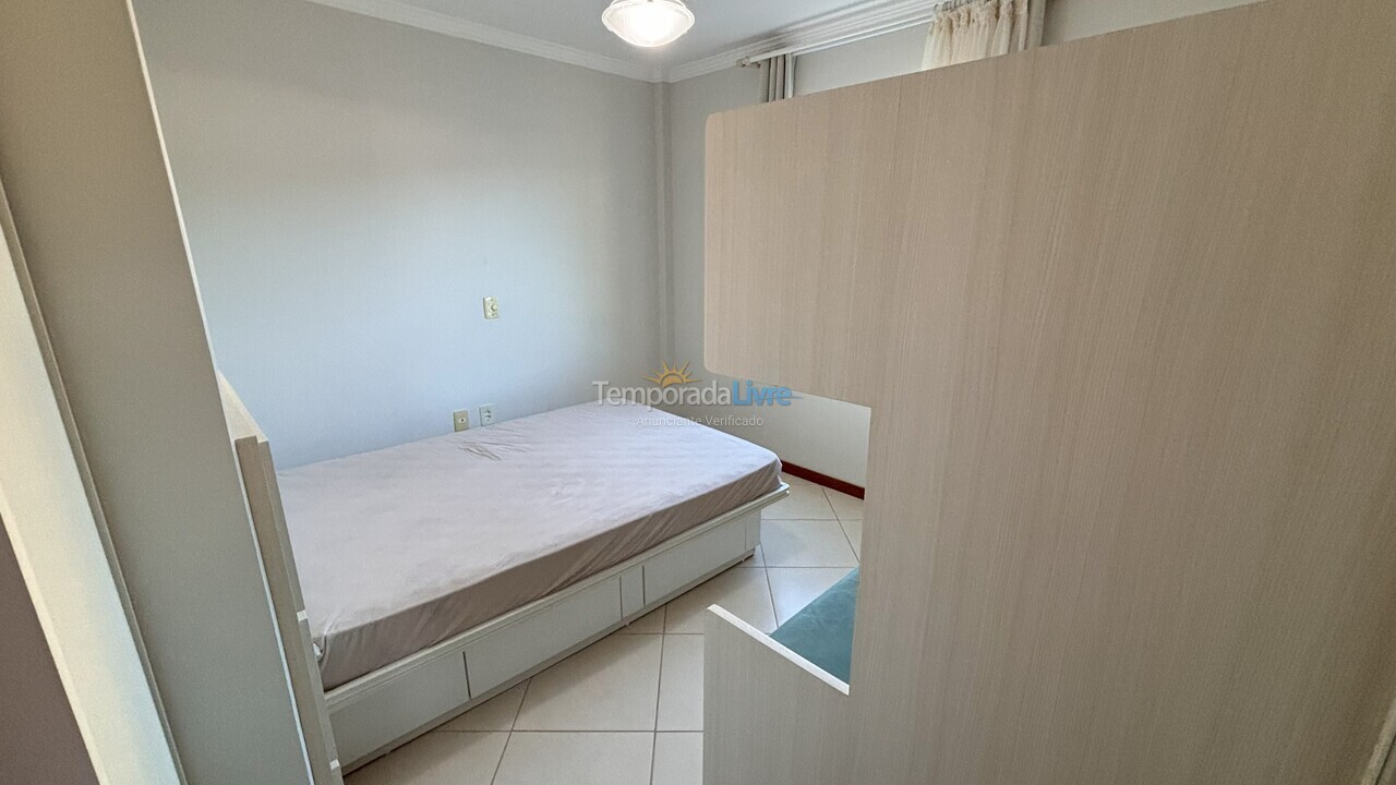 Apartamento para aluguel de temporada em Bombinhas (Praia de Bombas)