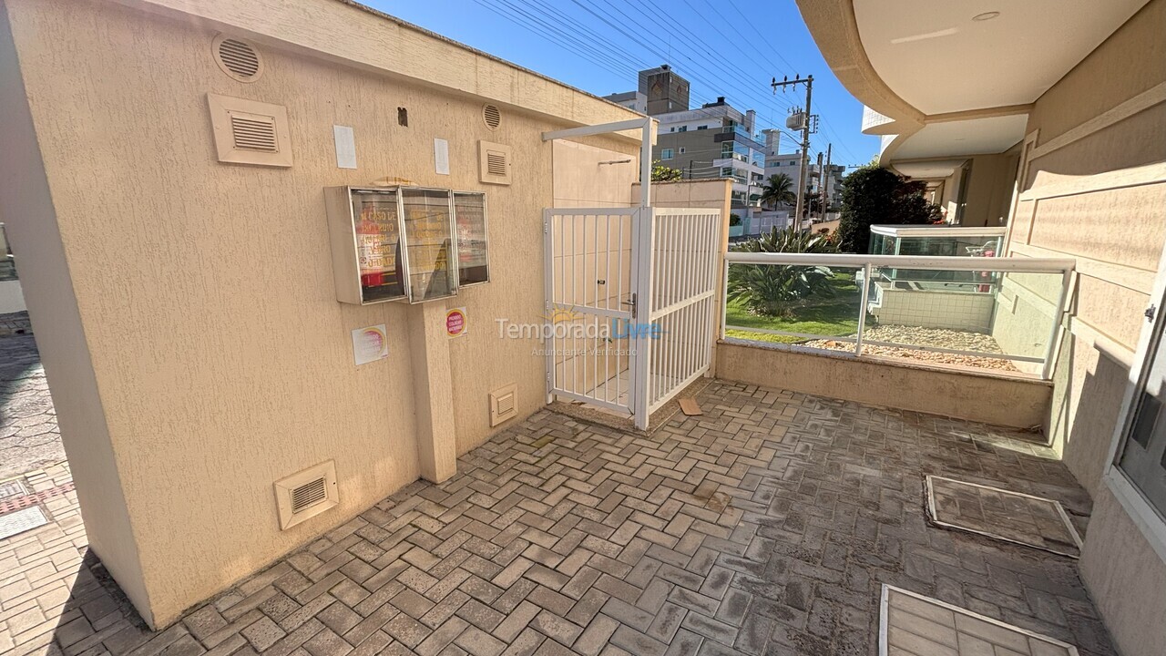 Apartamento para aluguel de temporada em Bombinhas (Praia de Bombas)