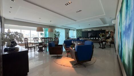 Apartment with panoramic view of Marb