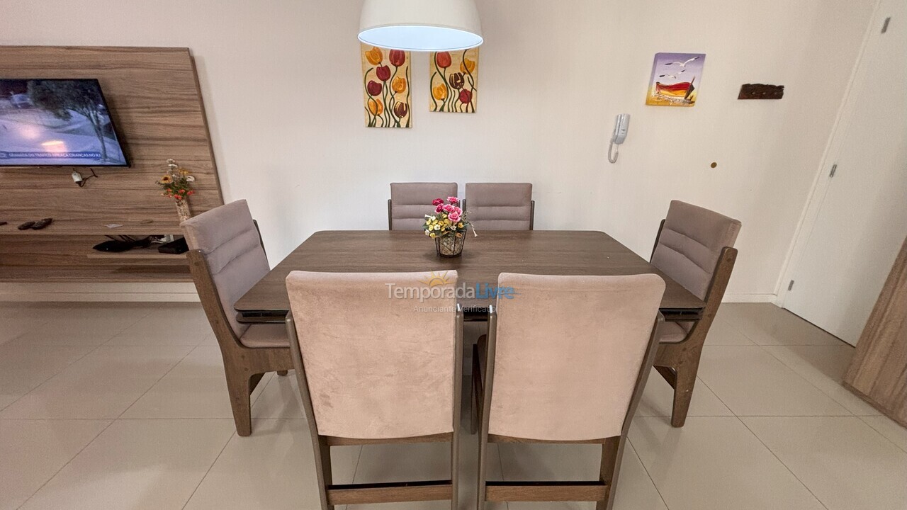 Apartment for vacation rental in Bombinhas (Praia de Bombas)