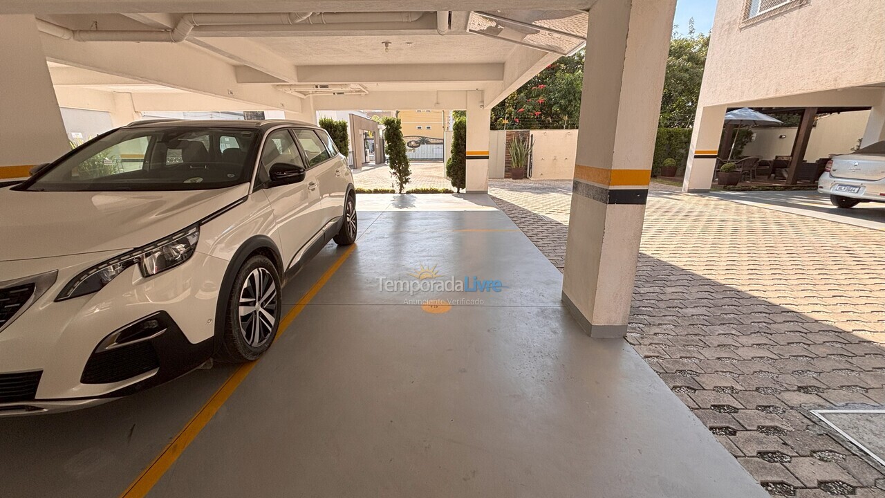 Apartment for vacation rental in Bombinhas (Praia de Bombas)