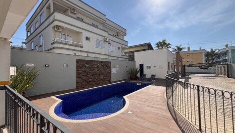 APARTMENT IN CONDIMINIUM WITH SWIMMING POOL, LOCATED 300 METERS FROM MAR DE BOMBAS