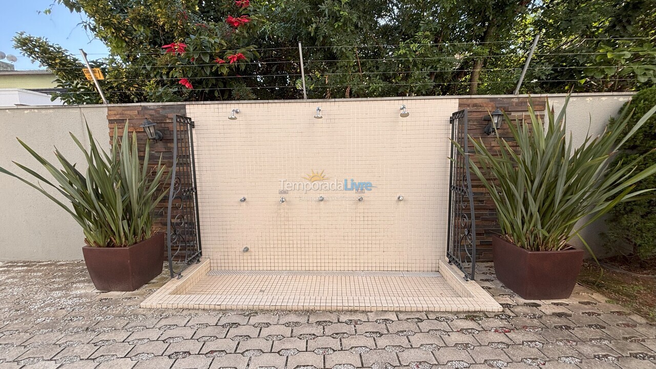 Apartment for vacation rental in Bombinhas (Praia de Bombas)