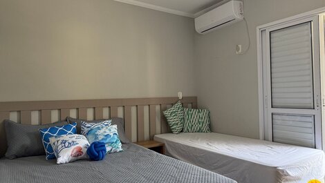 Apto 2 quartos Pé na areia, vista lateral Praia