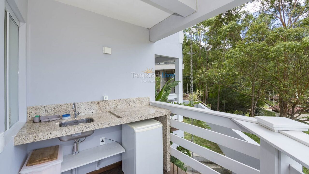 House for vacation rental in Bombinhas (Praia de Zimbros)