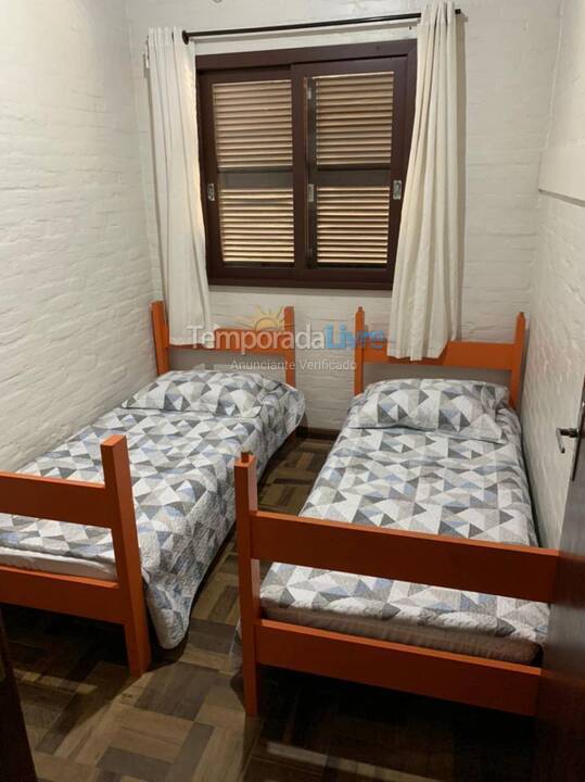 Casa para alquiler de vacaciones em Bombinhas (Praia de Bombinhas)