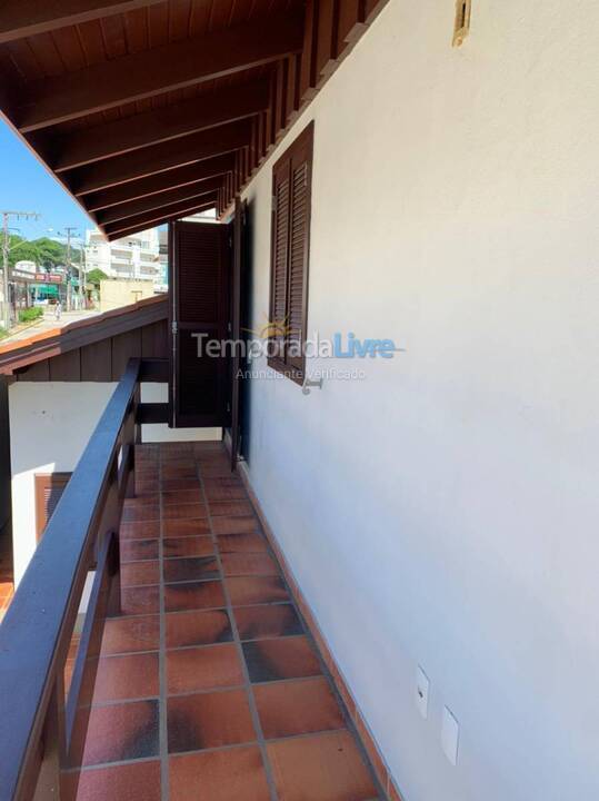 Casa para alquiler de vacaciones em Bombinhas (Praia de Bombinhas)