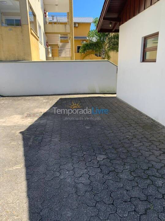 Casa para alquiler de vacaciones em Bombinhas (Praia de Bombinhas)