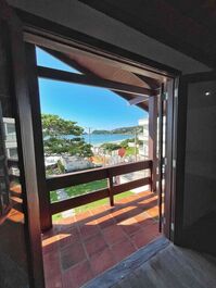 Casa frente al mar en el centro de Bombinhas