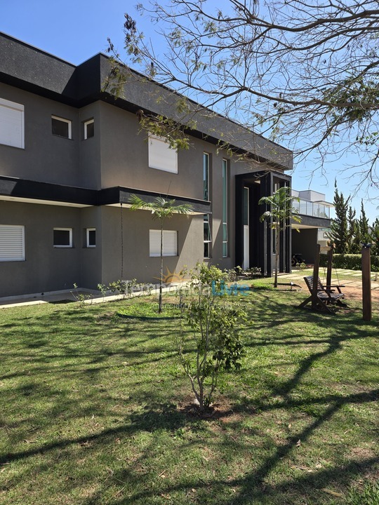 Casa para aluguel de temporada em Paranapanema (Riviera de Santa Cristina Xiii)