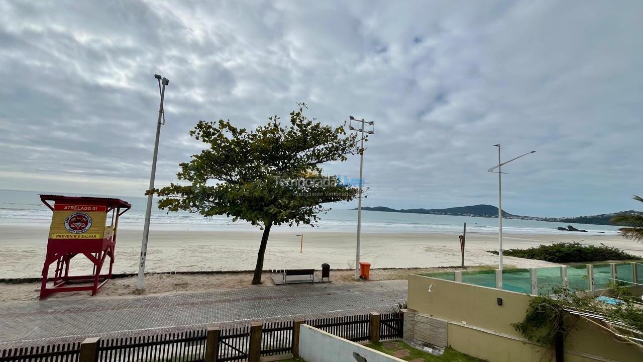 House for vacation rental in Bombinhas (Praia de Bombas)