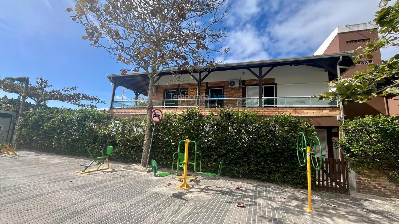 House for vacation rental in Bombinhas (Praia de Bombas)