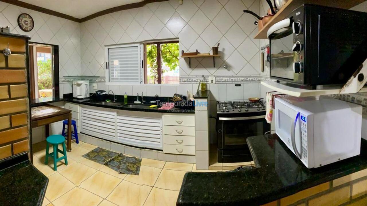 House for vacation rental in Bombinhas (Praia de Bombas)