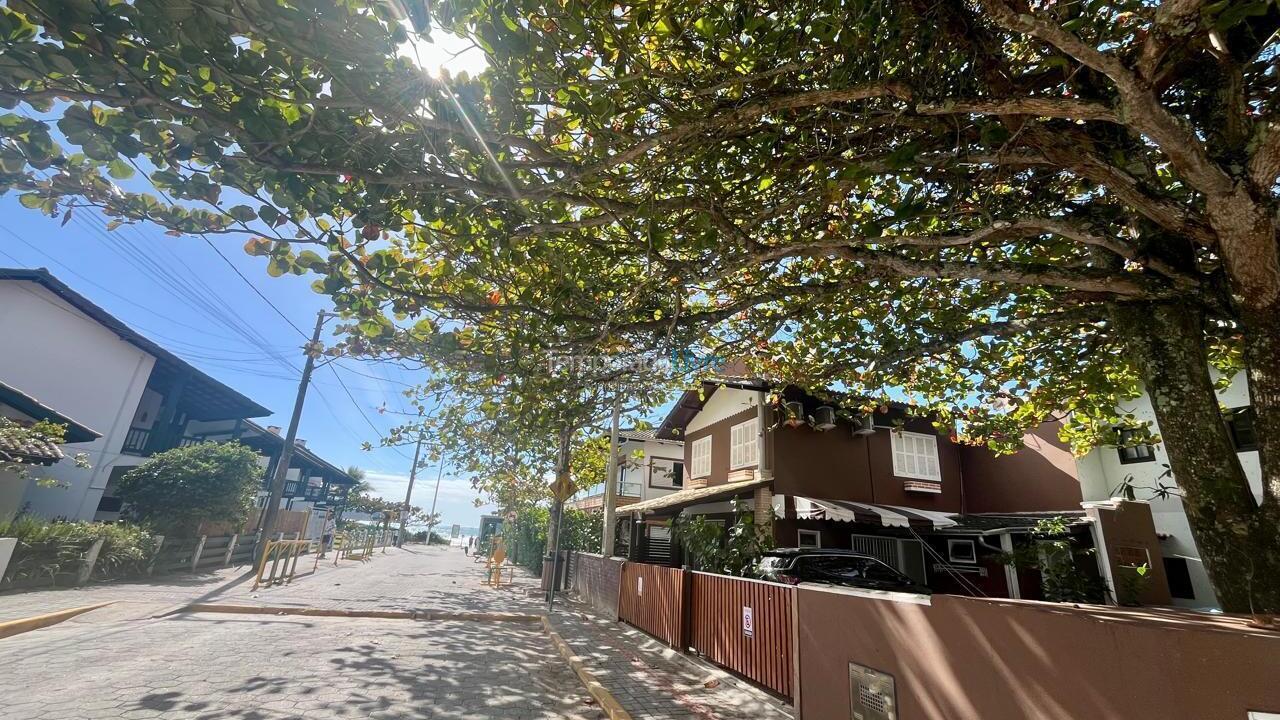 Casa para aluguel de temporada em Bombinhas (Praia de Bombas)