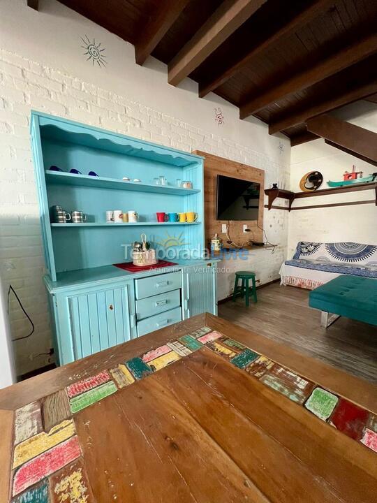 Casa para aluguel de temporada em Bombinhas (Praia de Bombas)