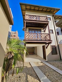 House 200m from Mariscal Beach