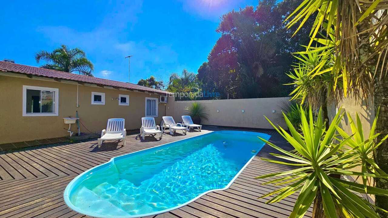 Casa para alquiler de vacaciones em Bombinhas (Canto Grande)