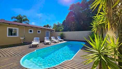 Casa con piscina para 12 personas a 600 metros del mar en Mariscal