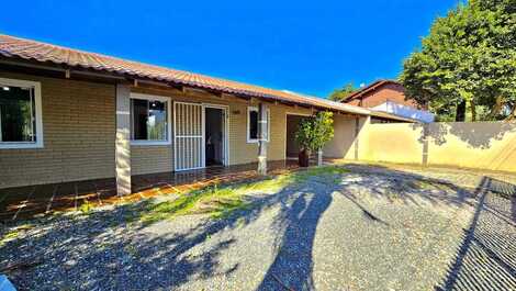 Casa con piscina para 12 personas a 600 metros del mar en Mariscal