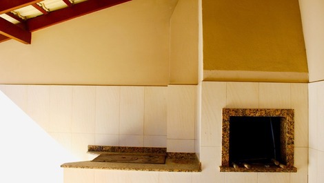 House with swimming pool 200m from Mariscal Beach – 2 suites, barbecue