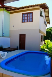 House with swimming pool 200m from Mariscal Beach – 2 suites, barbecue