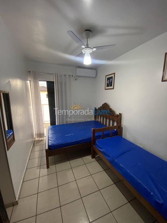 Apartment for vacation rental in Ubatuba (Praia das Toninhas)