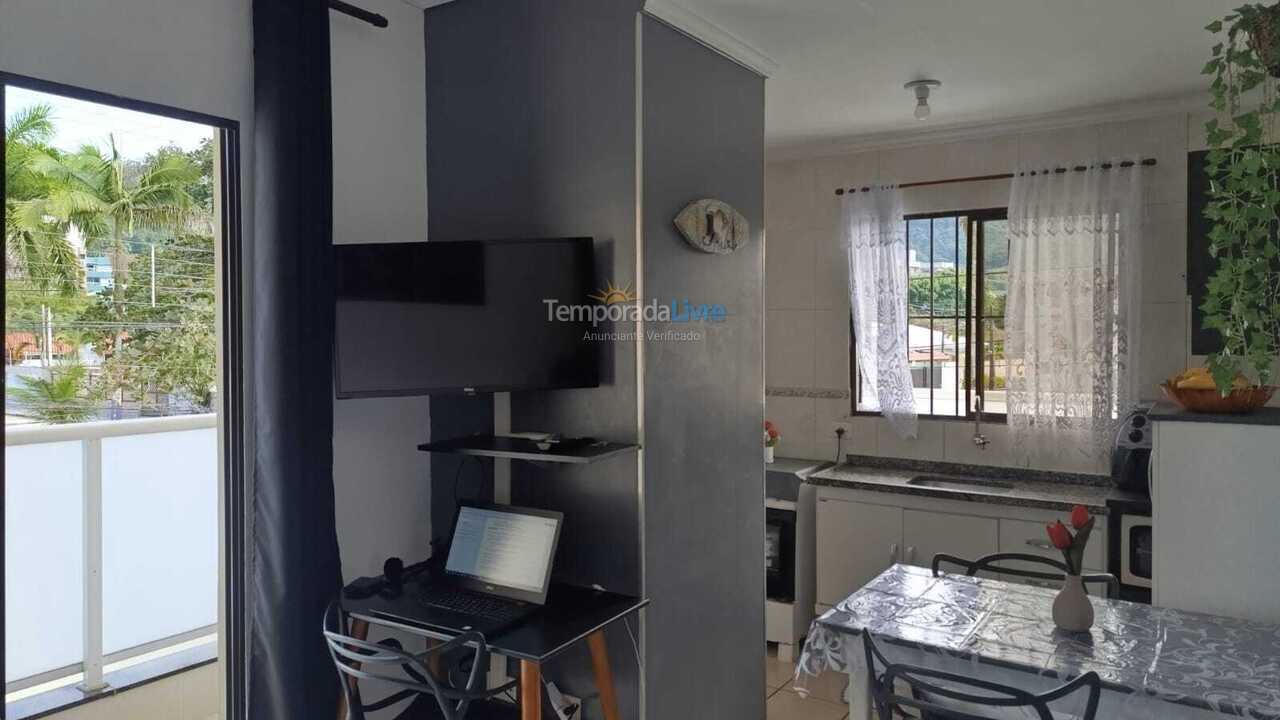 Apartment for vacation rental in Ubatuba (Praia das Toninhas)