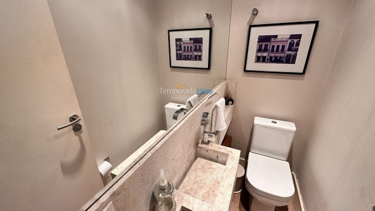 Apartamento para alquiler de vacaciones em Florianópolis (Praia Brava)