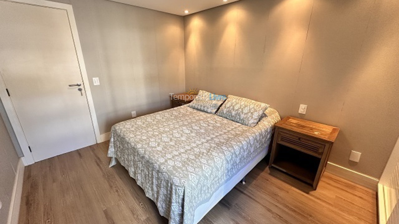 Apartamento para alquiler de vacaciones em Florianópolis (Praia Brava)