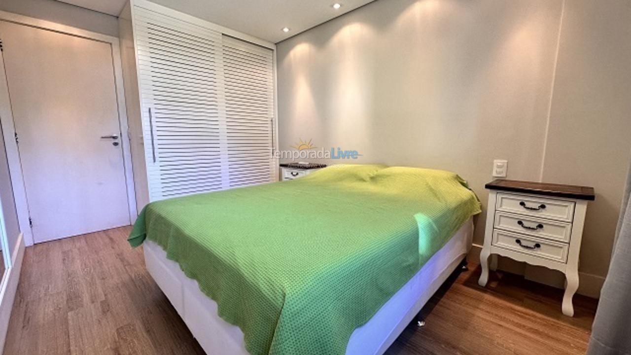 Apartamento para alquiler de vacaciones em Florianópolis (Praia Brava)