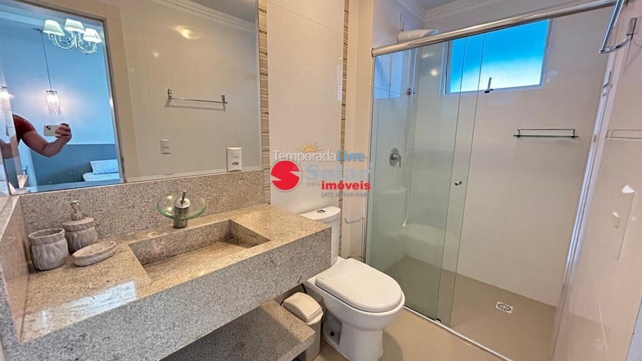 Apartment for vacation rental in Itapema (Meia Praia)