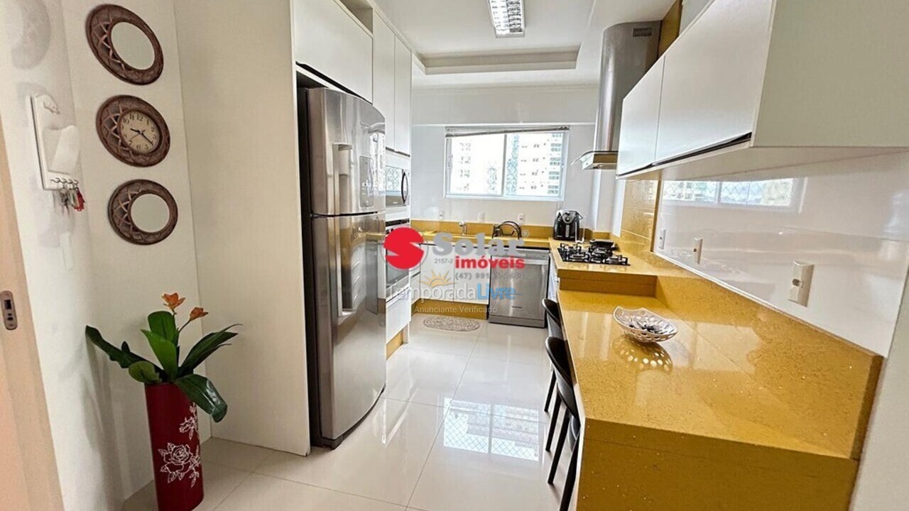 Apartment for vacation rental in Itapema (Meia Praia)