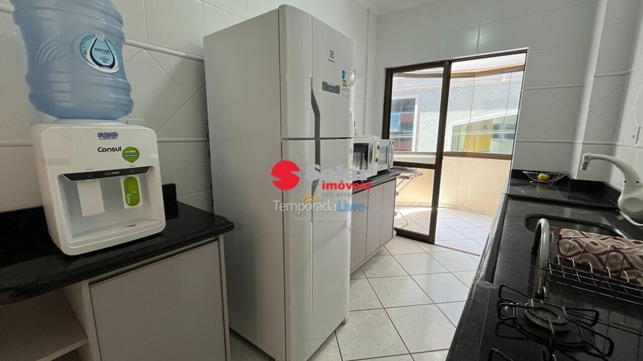 Apartamento para aluguel de temporada em Itapema (Meia Praia)